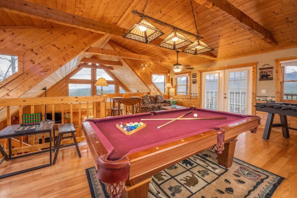 Over The Mountain - Smoky Mountain View Cabin Sevierville Dış mekan fotoğraf
