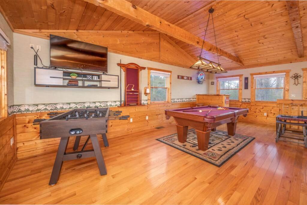 Over The Mountain - Smoky Mountain View Cabin Sevierville Dış mekan fotoğraf