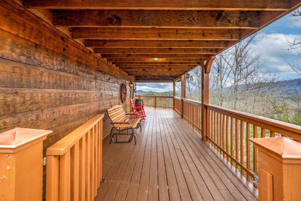 Over The Mountain - Smoky Mountain View Cabin Sevierville Dış mekan fotoğraf