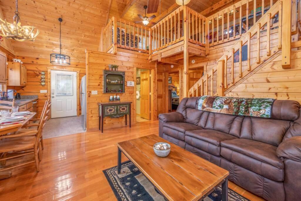 Over The Mountain - Smoky Mountain View Cabin Sevierville Dış mekan fotoğraf
